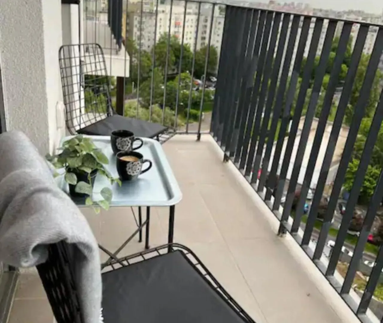 High-Rise Luxury Apartment With Free Parking Bukareszt