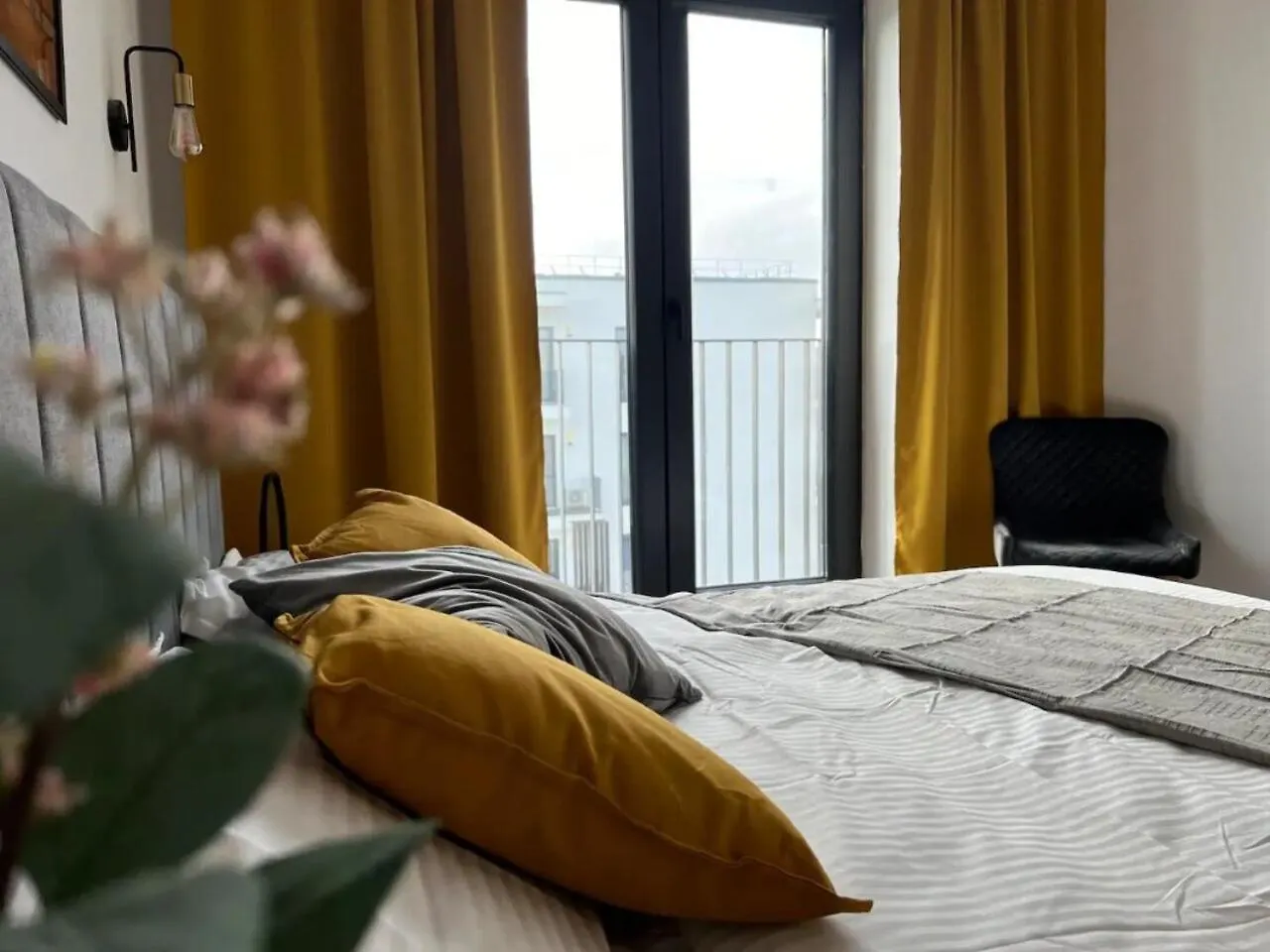High-Rise Luxury Apartment With Free Parking Bukareszt Rumunia