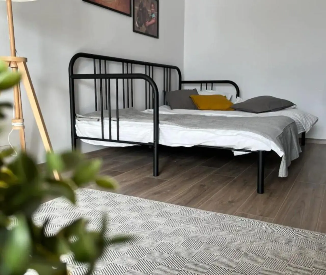 High-Rise Luxury Apartment With Free Parking Bukareszt